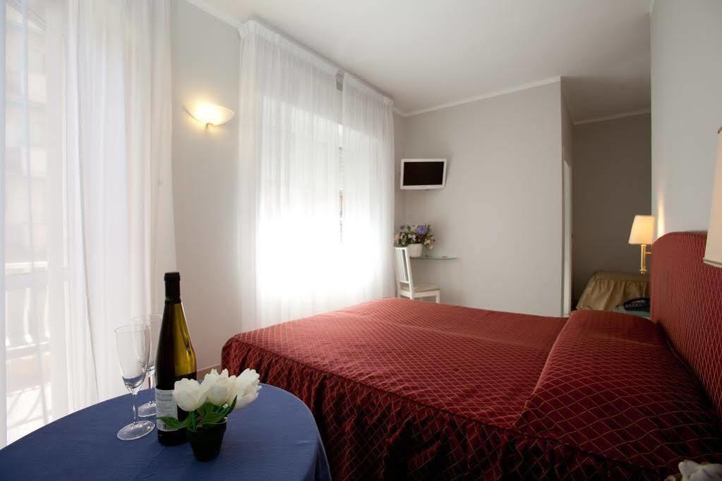 Hotel Il Gatto Rapallo Exterior photo