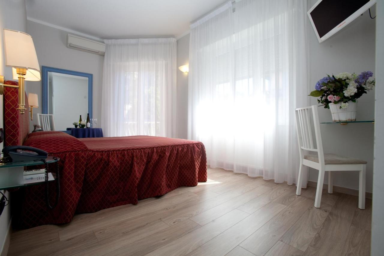 Hotel Il Gatto Rapallo Exterior photo